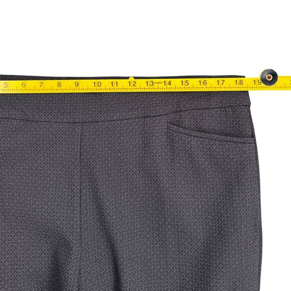 Chico's Gray Geometric Patterned‎ Flat Front Stretch Casual Pants 16 Petite - Picture 6 of 8